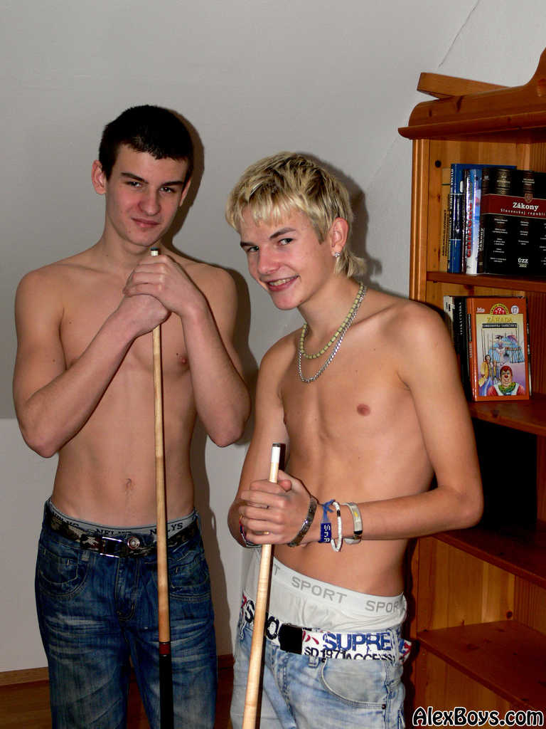 Duo Teen Boys Arpad & Zoltan Play Snooker Nude